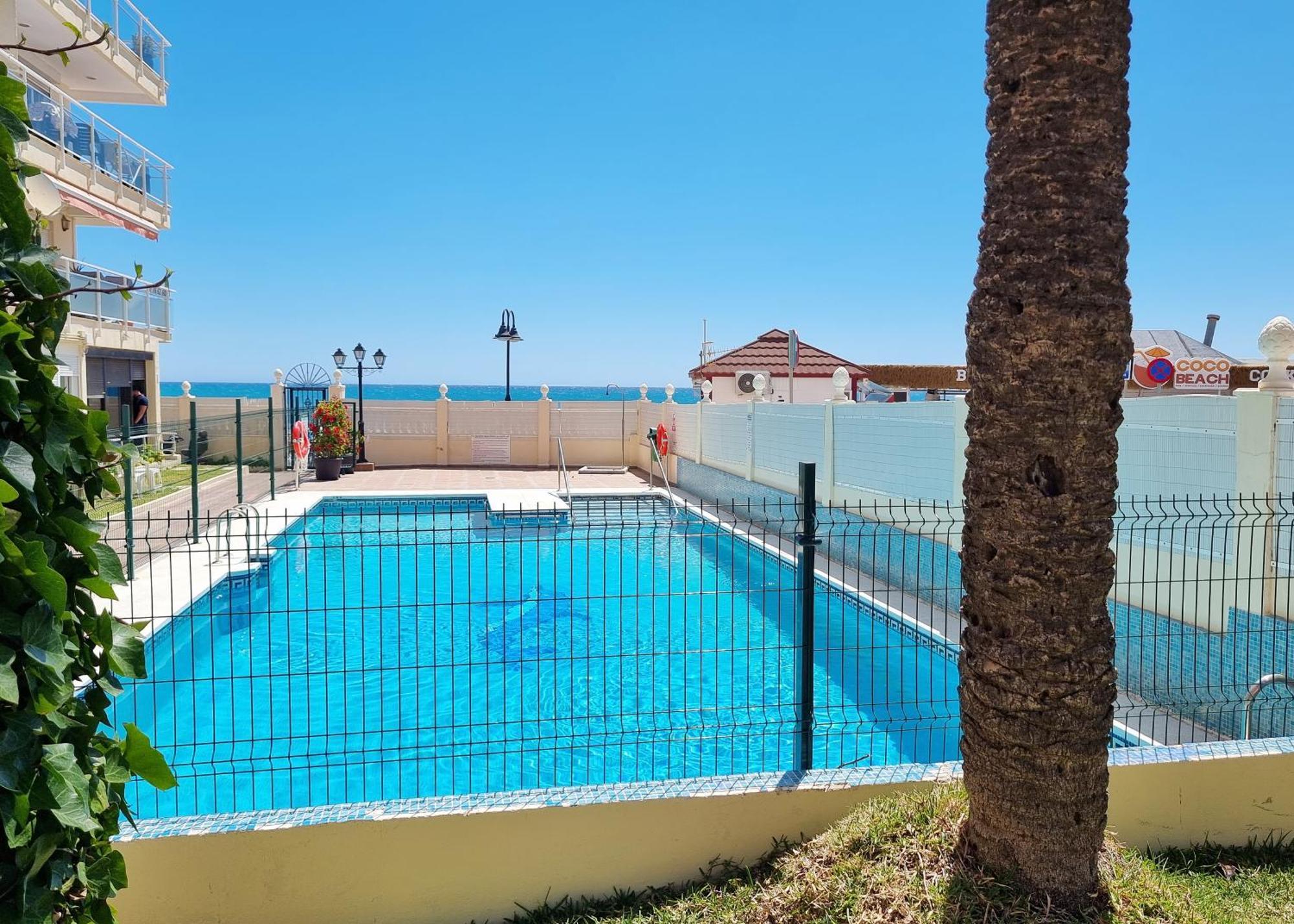 Tinoko Apartament In La Carihuela Beach Torremolinos Eksteriør bilde